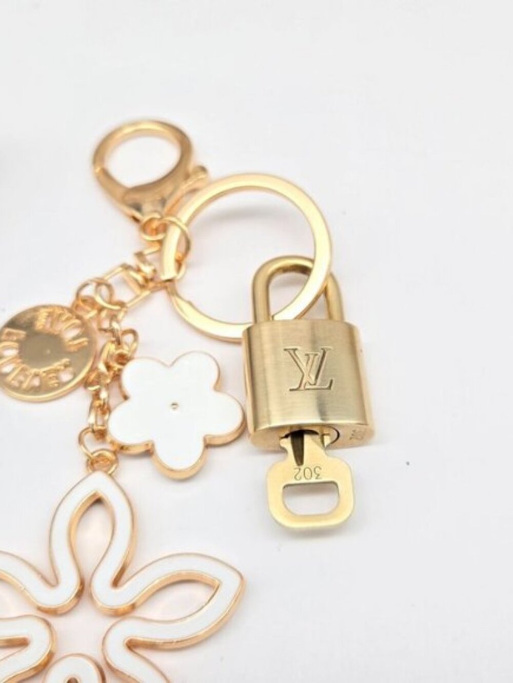 Authentic Louis Vuitton Luggage Nametag and Gold Padlock with Unbranded Keycharm - Picture 8 of 9